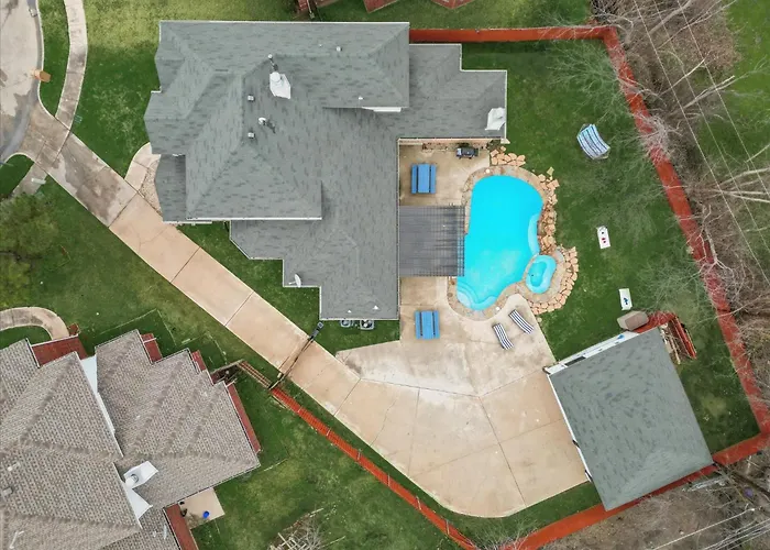Immaculate 5Br 2,5Ba Holiday Home With Pool